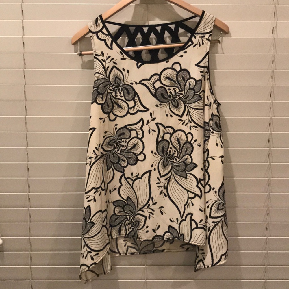 Flowing Floral
